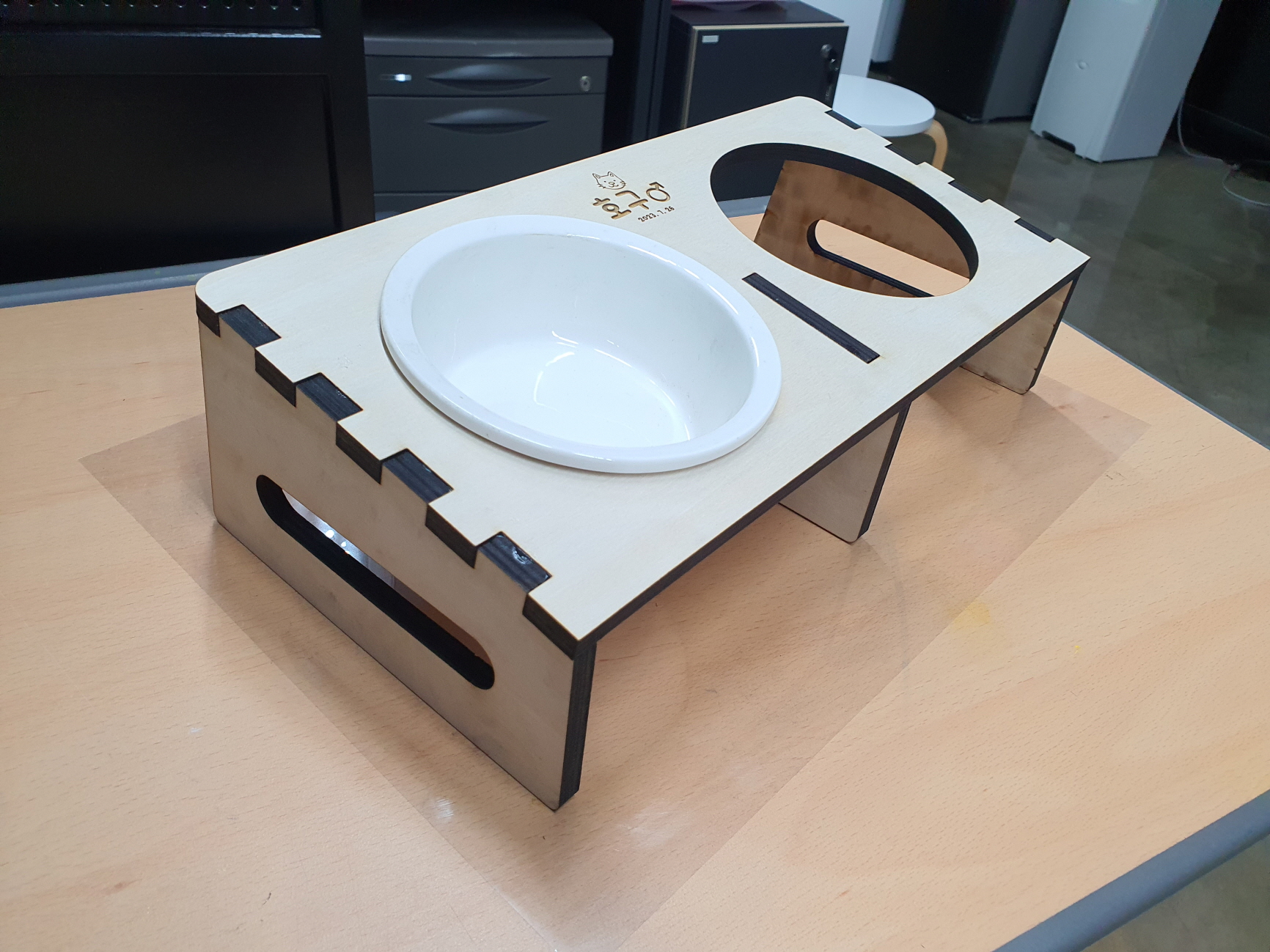 [레이저 조각기] 고양이 밥그릇 받침대